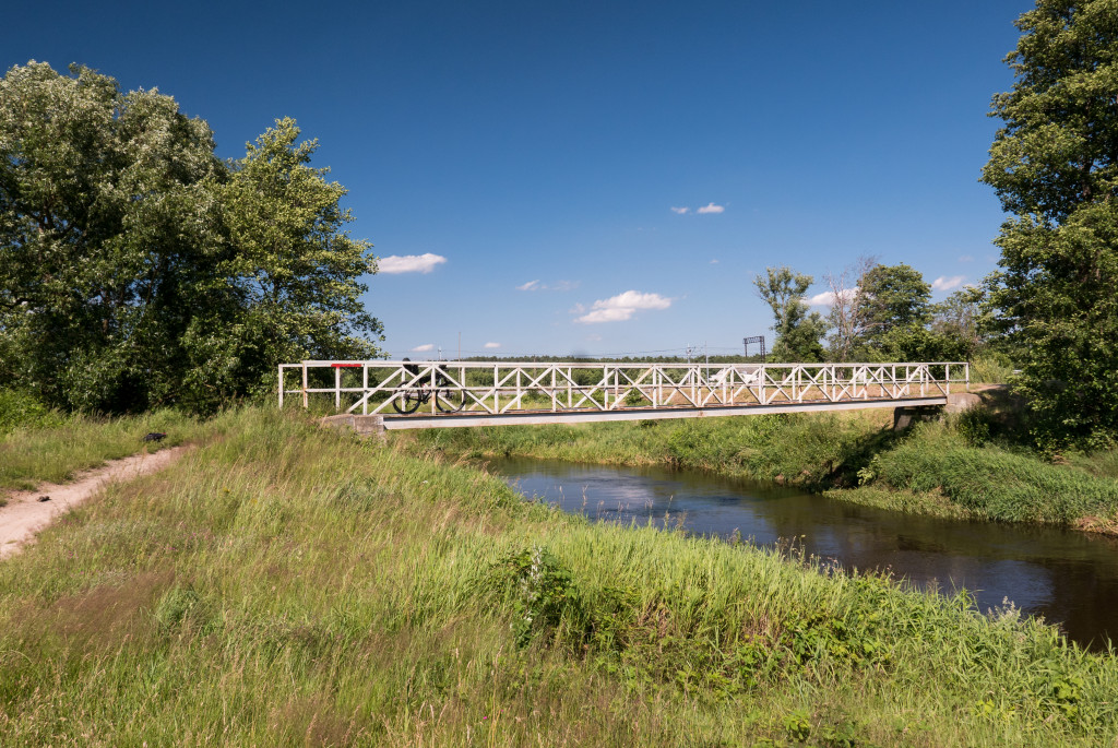 Kładka Nad Rzeką Kamienną K. Stawu Kunowskiego