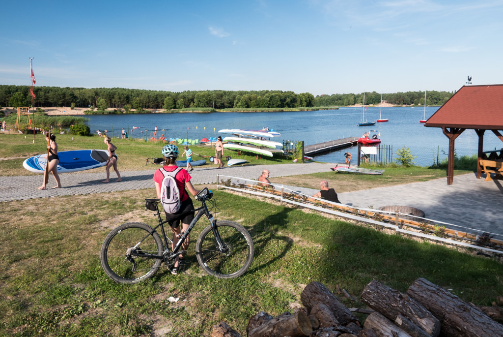 Plaża Na Zachodnim Brzegu Zalewu Cedzyna