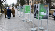 Plenerowa Wystawa Ipn Na Skwerze Żeromskiego W Kielcach, Poświęcona Podziemiu Niepodległościowemu Na Kielecczyźnie Po 1944 Roku