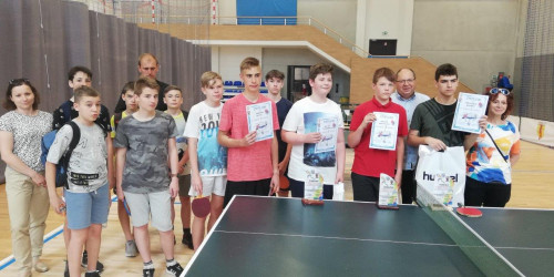 Ii Festiwal Sportów Halowych Dzieci I Młodzieży O Puchar Marszałka Województwa Świętokrzyskiego I Dyrektora Zespołu Szkół Nr 2 W Kielcach Zwycięzcy Turnieju