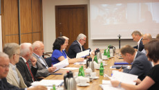 Spotkanie poświęcone likwidacji wyrobiska Piaseczno, z udziałem marszałka województwa świętokrzyskiego Andrzeja Bętkowskiego i członka Zarządu Województwa Marka Jońcy