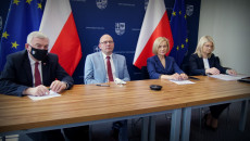 marszałek Andrzej Bętkowski, dyrektor Jacek Sułek, wicemarszałek Renata Janik, dyrektor Katarzyna Kubicka