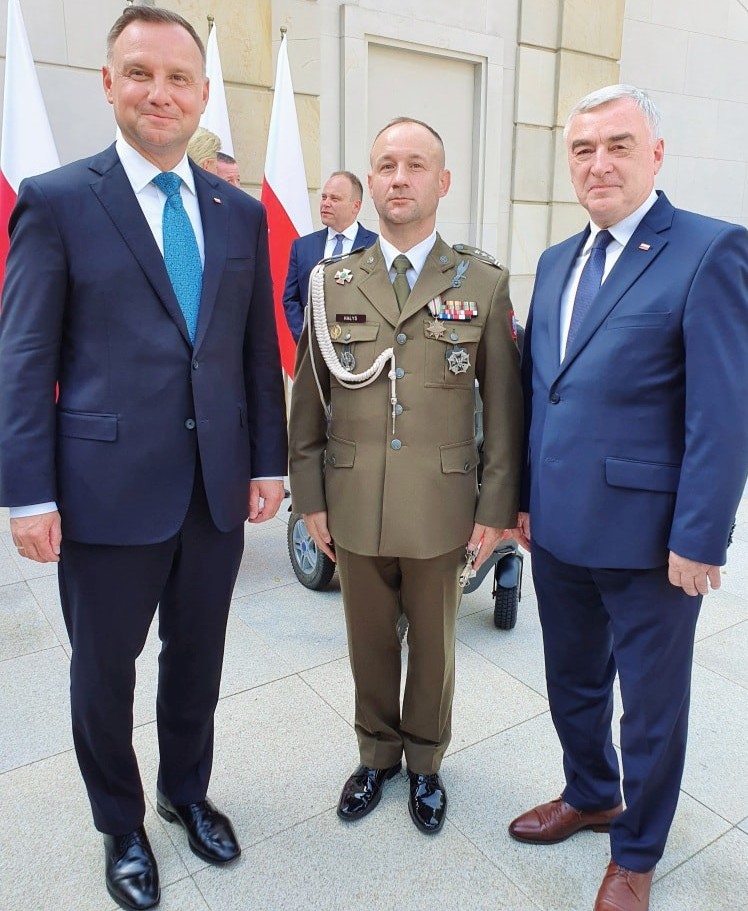 Marszałek Andrzej Bętkowski Na Centralnych Obchodach Święta Wojska Polskiego W Warszawie