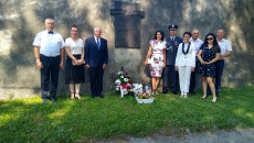 Pamiątkowe Zdjęcie Z Rodziną I Krewnymi Zamordowanych