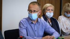 Prezes Krzysztof Kalita Siedzi Za Stołem