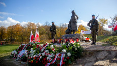 Pomnik Matka Sybiraczka (31 Of 31)