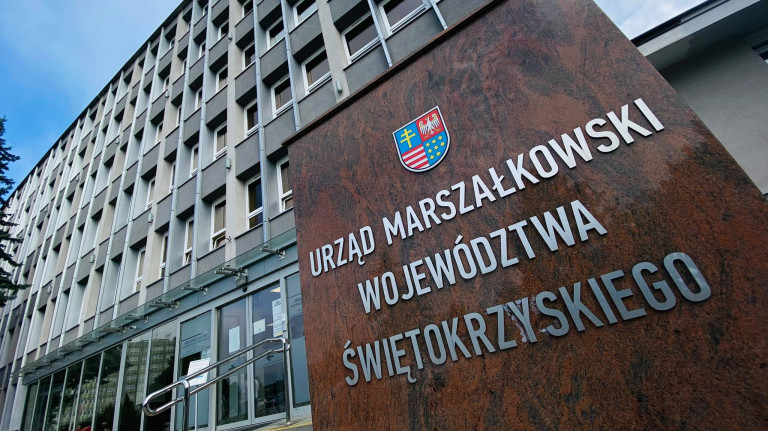 Budynek Urzędu Marszałkowskeigo Województwa Świętokrzyskiego