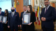 Laureatka Talentów wraz z wręczającymi