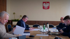 Przewodniczący Grzegorz Banaś I Inni Radni Komisji Strategii Rozwoju, Promocji I Współpracy Z Zagranicą