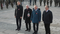 Marszałek Andrzej Bętkowski Ze Zniczem W Ręku