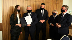 31 studentów świętokrzyskich uczelni pochodzących z Ukrainy, Białorusi, Mołdawii otrzymało stypendia Samorządu Województwa Świętokrzyskiego