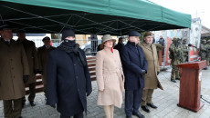 Zaproszenia goście podczas uroczystości złożenia przysięgi przez żołnierzy 10. Świętokrzyskiej Brygady Obrony Terytorialnej