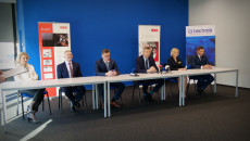 Goście Spotkania W Sali Konferencyjnej
