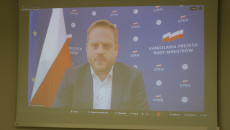 Sekretarz Stanu Janusz Cieszyński Na Telebimie.
