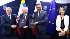 Uroczyste Przekazanie Umowy Dla Świętokrzyskiego Zarządu Dróg Wojewódzkich W Kielcach (1)
