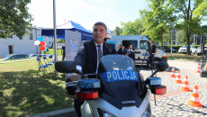 Przewodniczący Andrzej Pruś Na Policyjnym Motorze