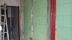 Instalacja W ścianie W Pomieszczeniu łazienki