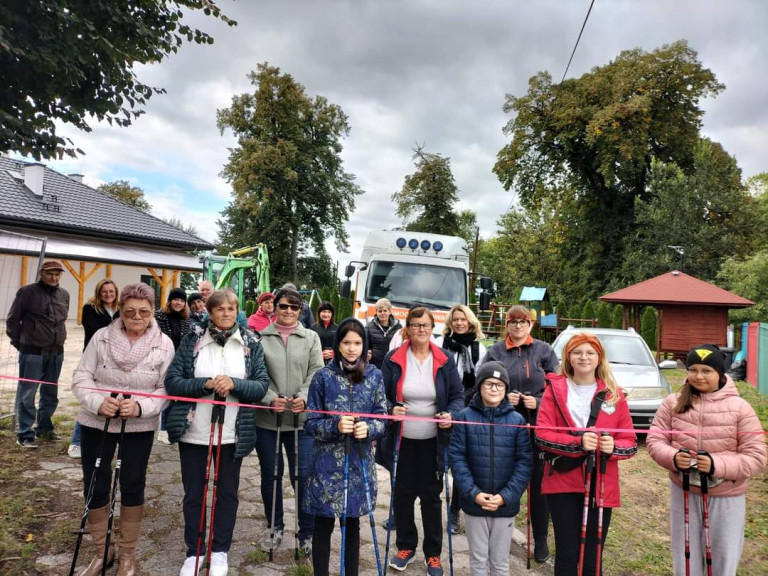 Pozują Wszyscy Uczestnicy Rajdu