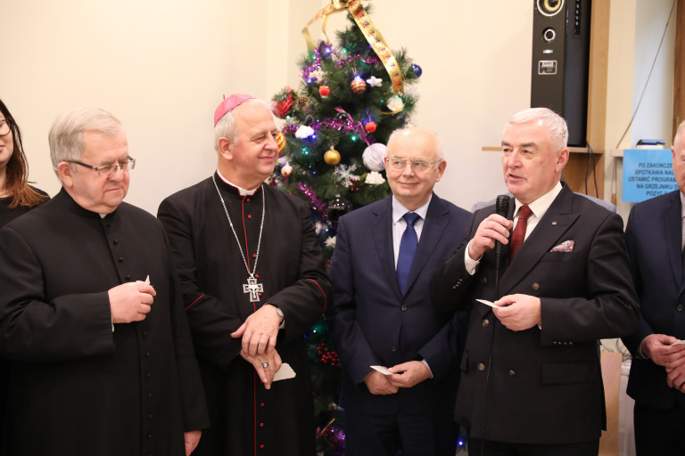 Andrzej Bętkowski Sklada życzenia Noworoczne