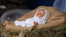 Lalka Symbolizująca Jezusa W żłobku