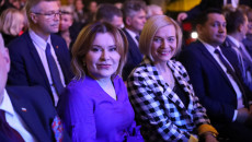 Anna Krupka I Renata Janik Siedzą W Publiczności Imprezy