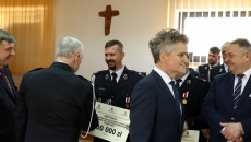 Andrzej Pruś I Andrzej Bętkowski Gratulują Strażakom