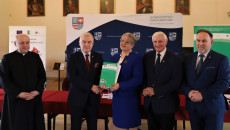 Beneficjenci W Trakcie Podpisywania Umów (2)