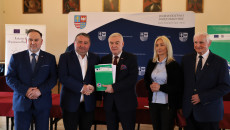 Beneficjenci W Trakcie Podpisywania Umów (3)