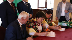 Beneficjenci W Trakcie Podpisywania Umów (4)