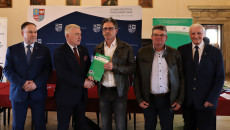 Beneficjenci W Trakcie Podpisywania Umów (7)