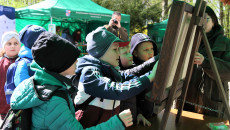 Piknik Z Okazji Dnia Ziemi Nauka O Ekologii Poprzez Zabawę (18)