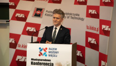 Przemawia Krzysztof Słoń