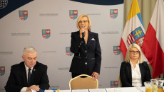 Wicemarszałek Renata Janik Przemawia Podczas Konferencji Prasowej (2)