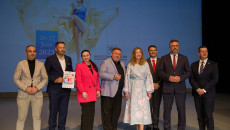 Uczestnicy Konferencji W Grupie Tomasz Jamka I Piotr Kisiel