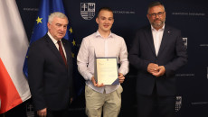 Zawodnik Wraz Z Andrzejem Bętkowskim I Tomaszem Jamką