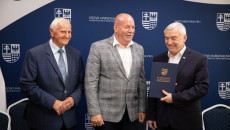 Podpisanie Umów Na Przygotowanie Mieszkań Dla Uchodźców