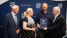Podpisanie Umów Na Przygotowanie Mieszkań Dla Uchodźców (6)