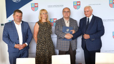 Podpisywanie Umów Z Beneficjentami (15)