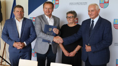 Podpisywanie Umów Z Beneficjentami (51)