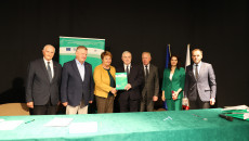 W Klimontowie Podpisano Umowy Na Budowę Lub Modernizację Lokalnych Dróg (10)