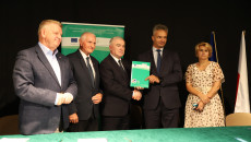 W Klimontowie Podpisano Umowy Na Budowę Lub Modernizację Lokalnych Dróg (9)