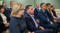 Podpisywanie Umów Oraz Składanie Gratulacji Beneficjentom Przez Marka Jońcę I Andrzeja Bętkowskiego (44)