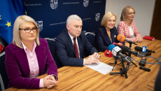 Uczestnicy Konferencji Prasowej Katarzyna Kubicka, Marszałek Andrzej Bętkowski, Wicemarszałek Renata Janik, Aleksandra Marcinkowska