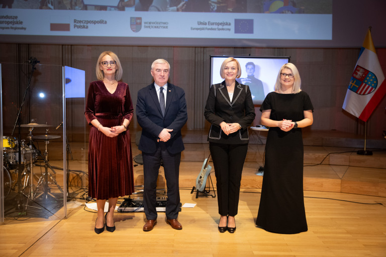 Aleksandra Marcinkowska, Andrzej Bętkowski, Renata Janik, Katarzyna Kubicka