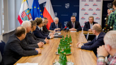 Sala Urzędu Marszałkowskiego Wypełniona Uczestnikami Uroczystego Podpisania Umowy
