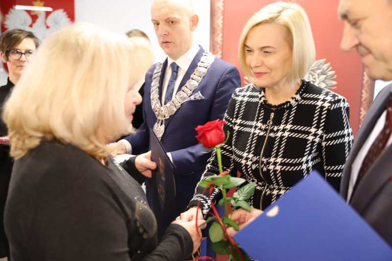 Wicemarszałek Renata Janik Przekazuje Gratulacje