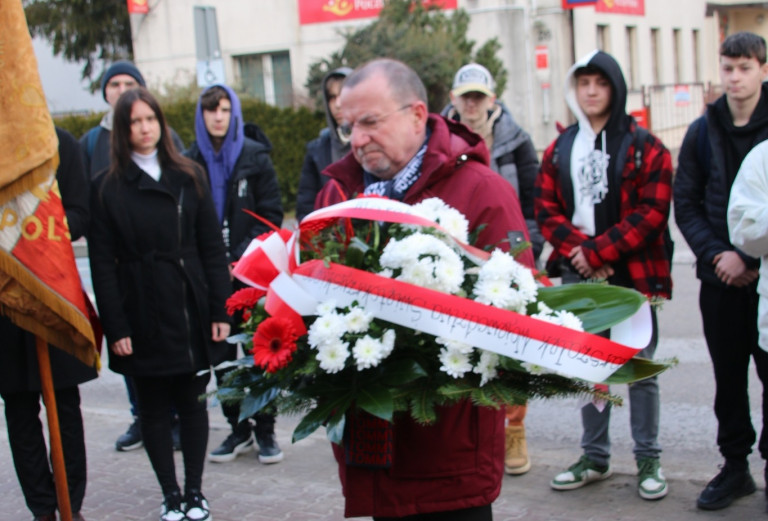 Marek Bogusławski Składa Wieniec