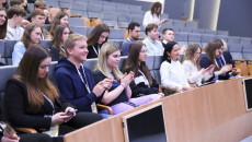 Młodzież O Unii Europejskiej Spotkanie W Kielcach (18)