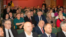 Uczestnicy Konferencji Siedzący W Sali Widowiskowej Wdk