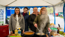 Gwiaździsty rajd pieszy na terenie gminy Chęciny oraz piknik turystyczny